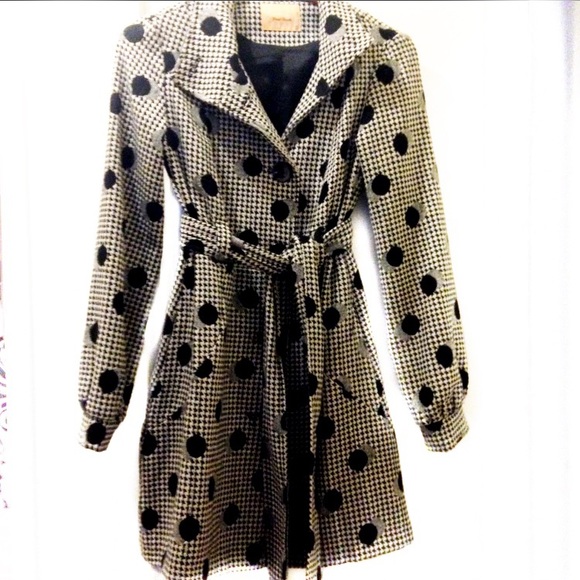 Coat light weight lined size small - Picture 2 of 8